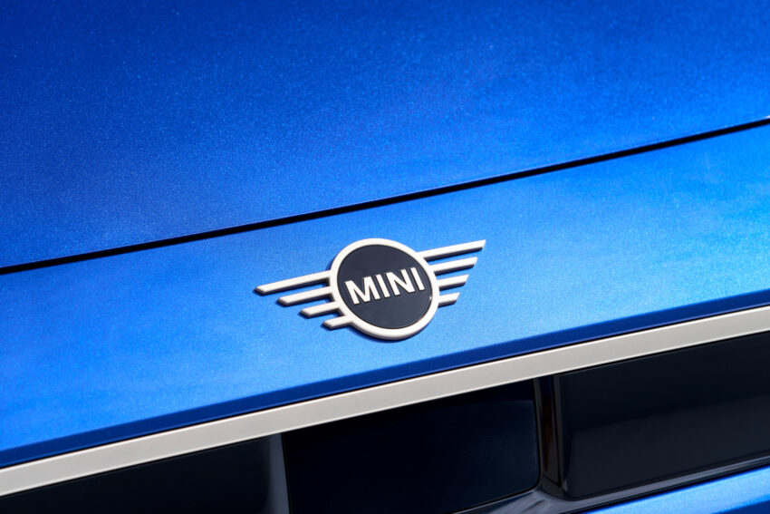 全新第五代 MINI Cooper 首发登场！提供 E，SE 两种纯电动版本；最大输出功率达218 PS马力，402公里续航里程 232307