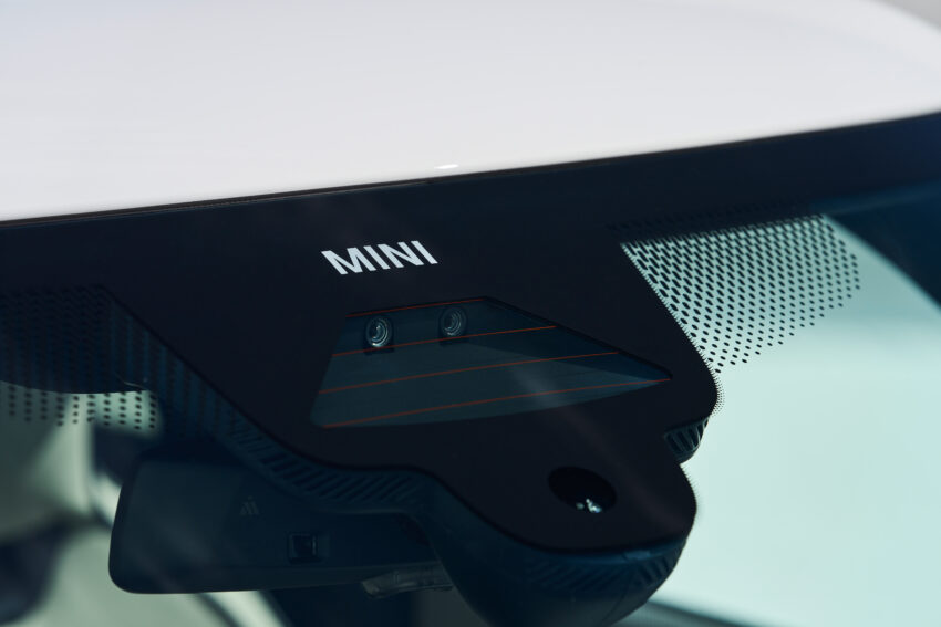 全新第五代 MINI Cooper 首发登场！提供 E，SE 两种纯电动版本；最大输出功率达218 PS马力，402公里续航里程 232309