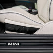 全新第五代 MINI Cooper 首发登场！提供 E，SE 两种纯电动版本；最大输出功率达218 PS马力，402公里续航里程