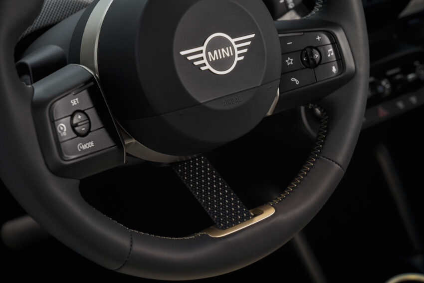 全新第五代 MINI Cooper 首发登场！提供 E，SE 两种纯电动版本；最大输出功率达218 PS马力，402公里续航里程 232265