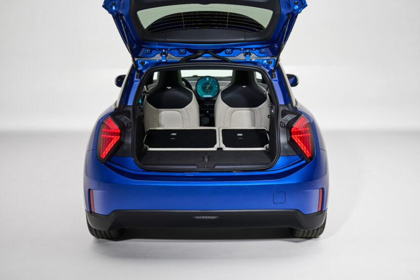 全新第五代 MINI Cooper 首发登场！提供 E，SE 两种纯电动版本；最大输出功率达218 PS马力，402公里续航里程 232224