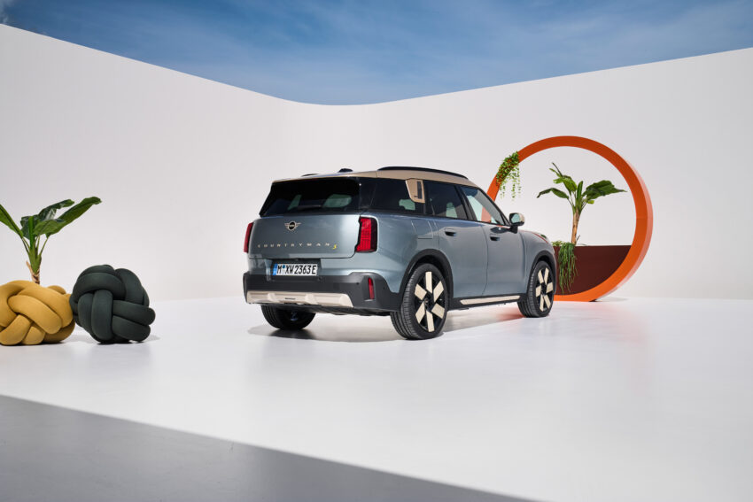 全新三代 MINI Countryman 正式发表！Electric 纯电版同步登场，可选单或双马达，313 hp最大马力，462公里续航 232397