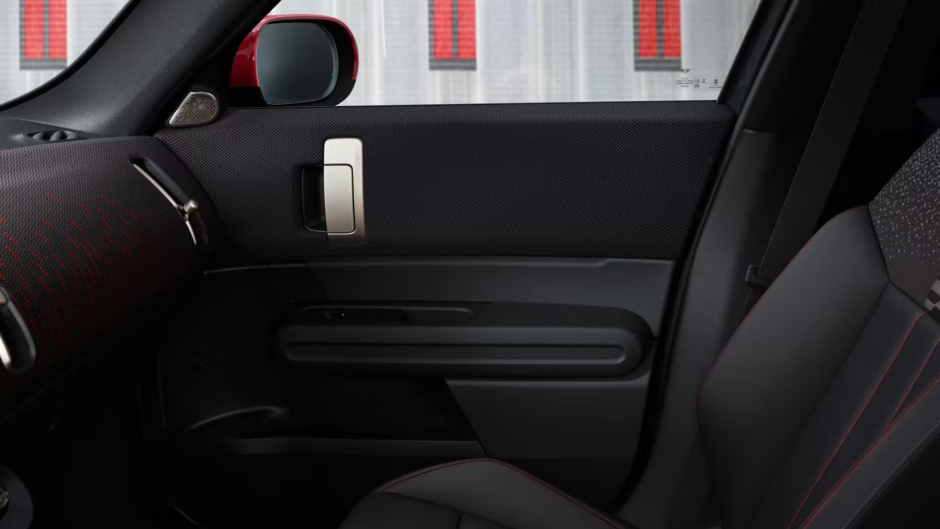 全新三代 MINI Countryman John Cooper Works 官图释出！续搭2.0升四缸涡轮增压引擎，功率达300 PS、400 Nm
