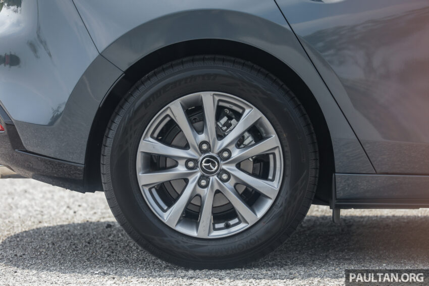 再次体验 Mazda 3 1.5 Liftback , 它还跟得上对手步伐吗? 232100