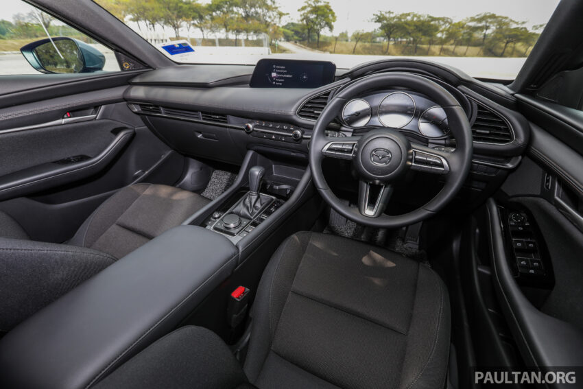 再次体验 Mazda 3 1.5 Liftback , 它还跟得上对手步伐吗? 232144