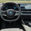2024 BMW 530e 与 550e xDrive 大改款发布, 油电版PHEV, 电池容量更大, 纯电续航里程更长, 科技更精进