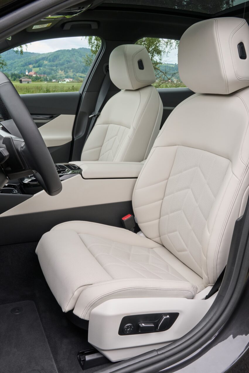 2024 BMW 530e 与 550e xDrive 大改款发布, 油电版PHEV, 电池容量更大, 纯电续航里程更长, 科技更精进 234263