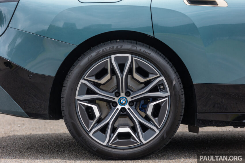 试驾：BMW iX xDrive50 Sport！简约但不简单的纯电旗舰 237911