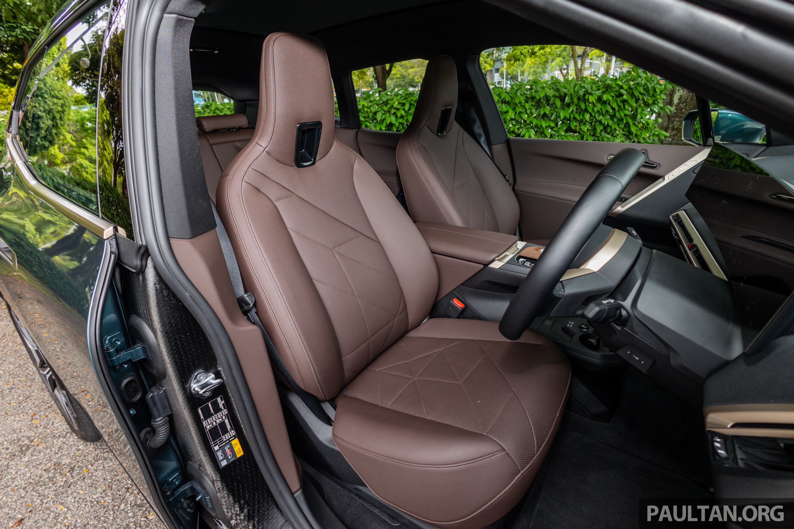 试驾：BMW iX xDrive50 Sport！简约但不简单的纯电旗舰