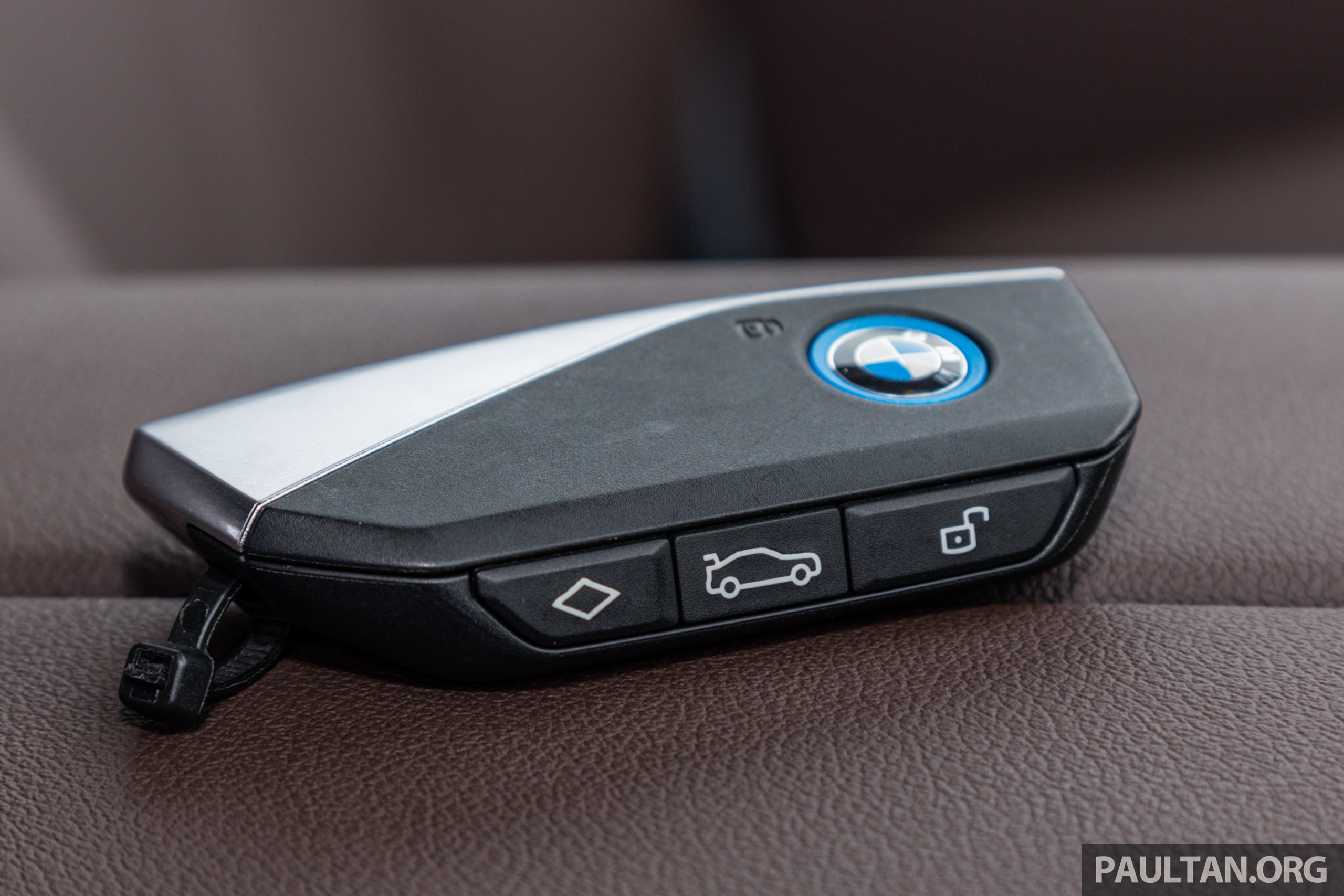 试驾：BMW iX xDrive50 Sport！简约但不简单的纯电旗舰