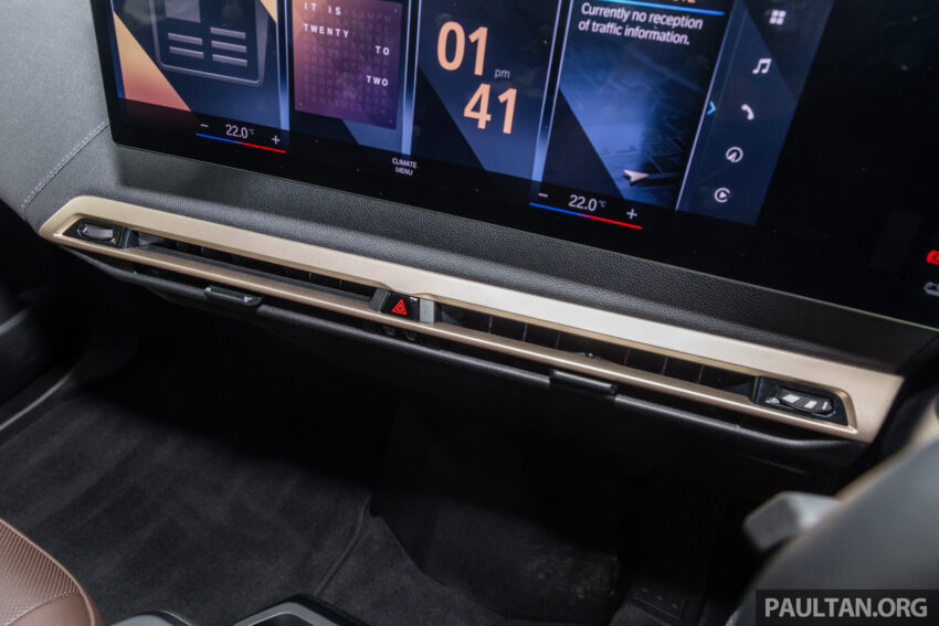 试驾：BMW iX xDrive50 Sport！简约但不简单的纯电旗舰 237999