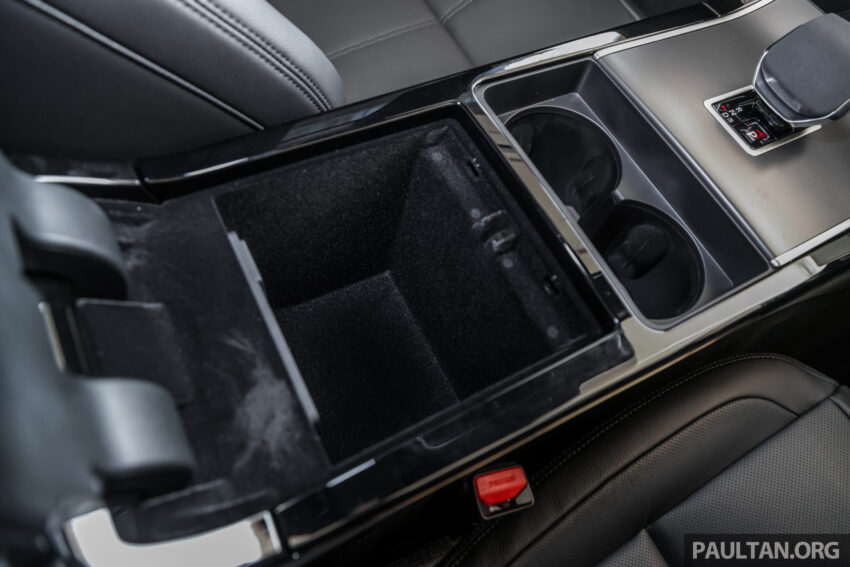 2024 Range Rover Velar 陈列室完整实拍, 售价从63.9万起 236273