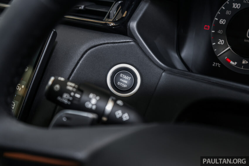 2024 Range Rover Velar 陈列室完整实拍, 售价从63.9万起 236257