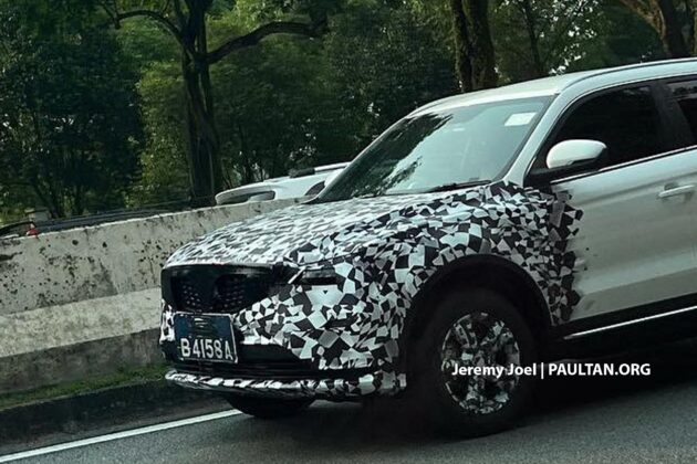 2024 Proton X70 小改款本地测试被拍, 基于2022吉利博越小改款进行改造, 车头造型变化幅度较大, 荧幕或有升级