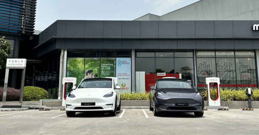 柔州首个 Tesla 超级充电站于 Iskandar Puteri 落成！四个充电桩，电能输出功率高达250 kW，每度电收费RM0.63 234557