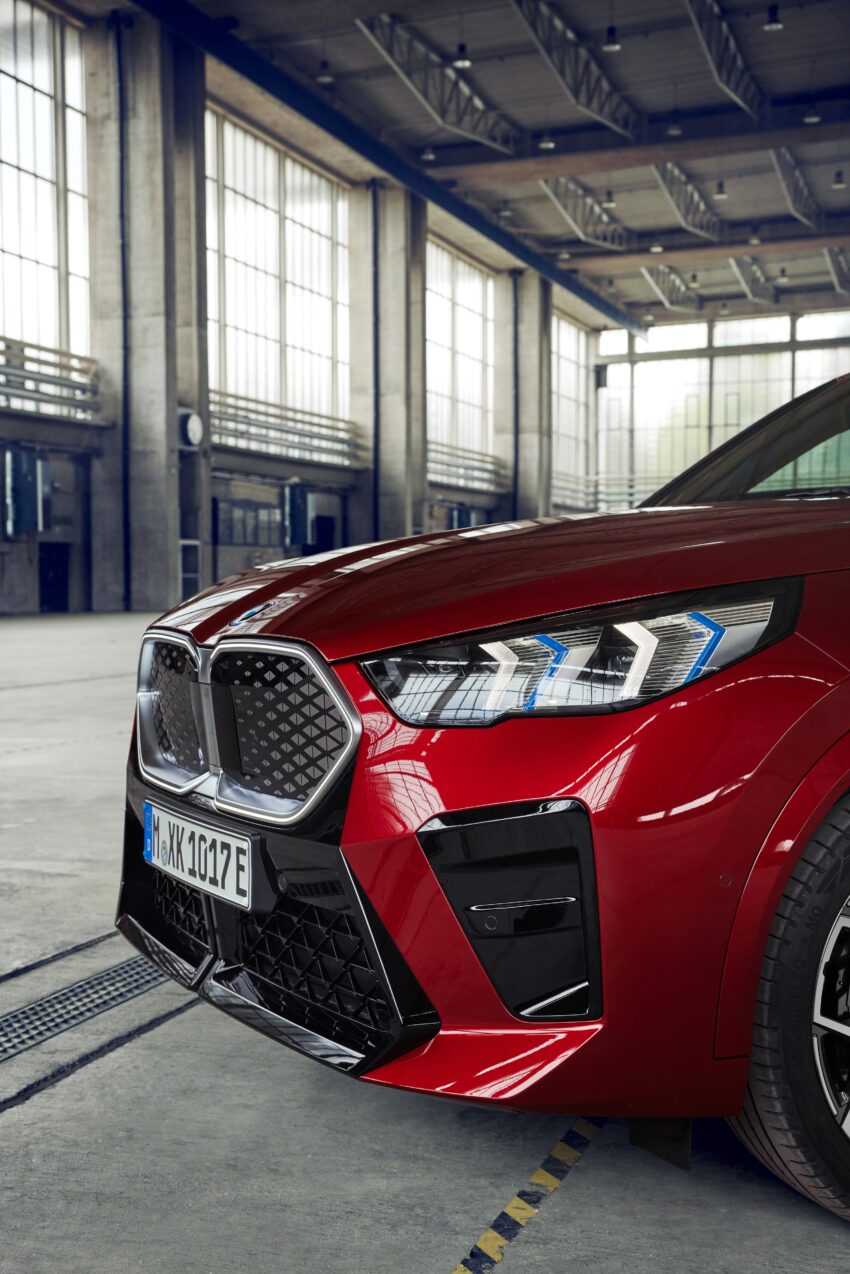 2024 BMW X2、电动版 iX2 官图发布！东京车展首发亮相 235285
