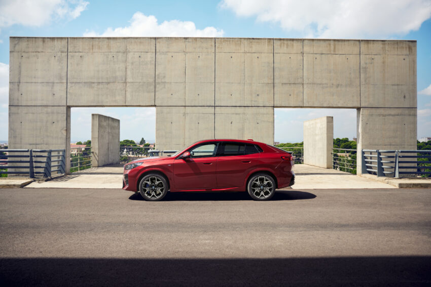 2024 BMW X2、电动版 iX2 官图发布！东京车展首发亮相 235271