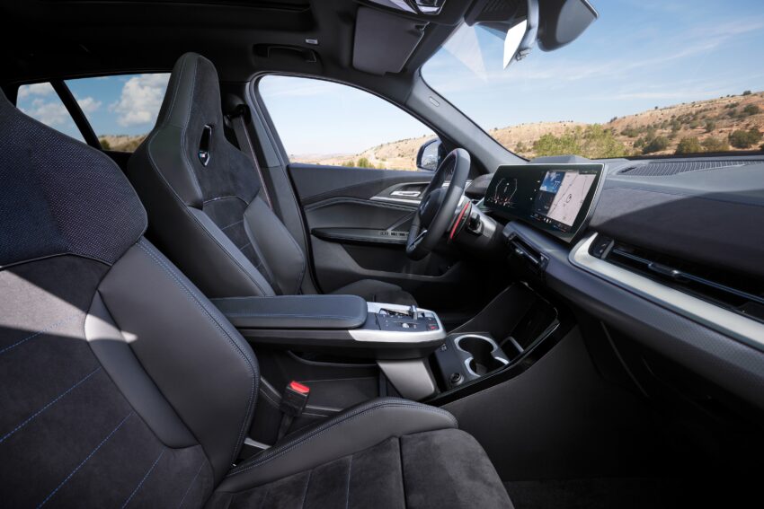 2024 BMW X2、电动版 iX2 官图发布！东京车展首发亮相 235247
