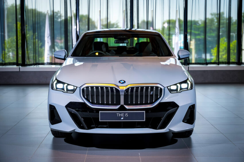 2024 BMW i5 eDrive40 纯电四门房车本地上市, 售价42万 238477