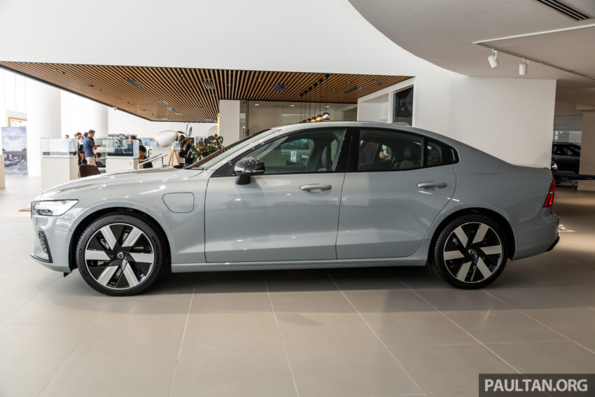 2024 Volvo S60 Recharge T8 Ultimate 实拍, 售价31.6万 240329