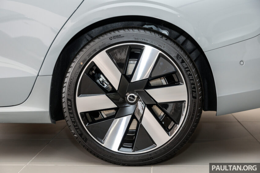 2024 Volvo S60 Recharge T8 Ultimate 实拍, 售价31.6万 240334