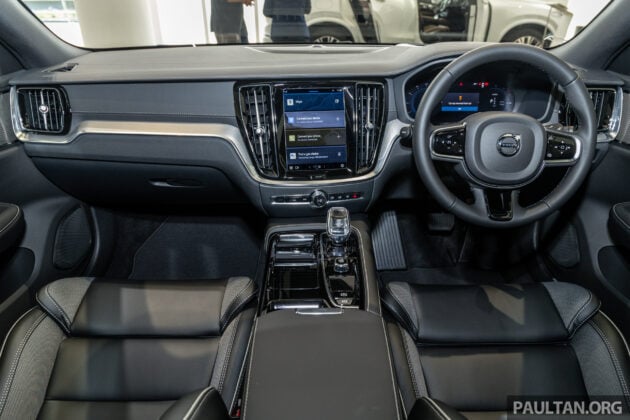 2024 Volvo S60 Recharge T8 Ultimate 实拍, 售价31.6万