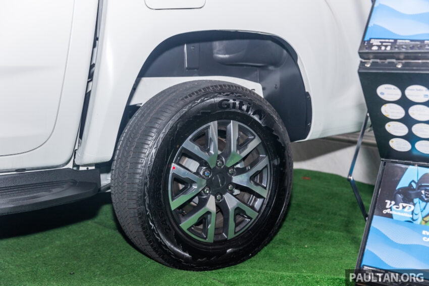 Maxus T90 EV 纯电动皮卡本地亮相, 续航里程330公里, 45分钟可充电至80%, 预估价从22万起, 今年尾或明年首季发布 239330