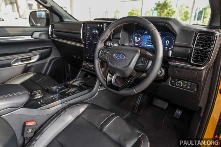 2023 Ford Everest Wildtrak 顶规版新车实拍, 要价33.9万 240393