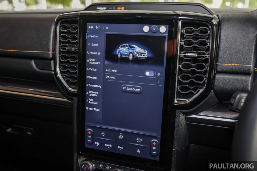 2023 Ford Everest Wildtrak 顶规版新车实拍, 要价33.9万 240409