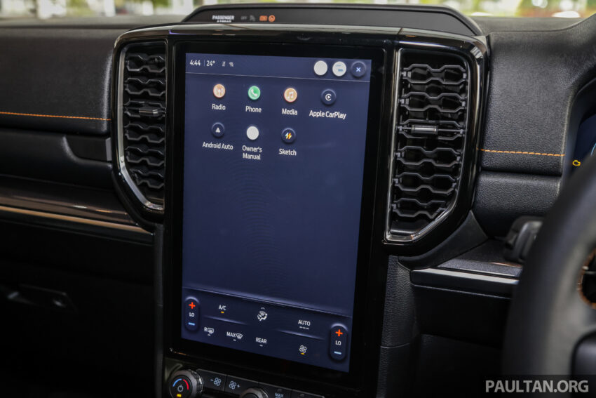 2023 Ford Everest Wildtrak 顶规版新车实拍, 要价33.9万 240414