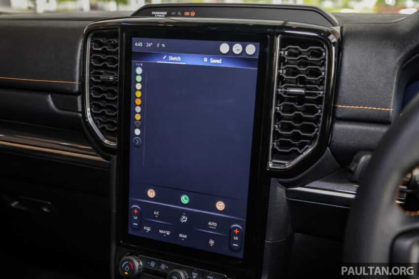 2023 Ford Everest Wildtrak 顶规版新车实拍, 要价33.9万 240415
