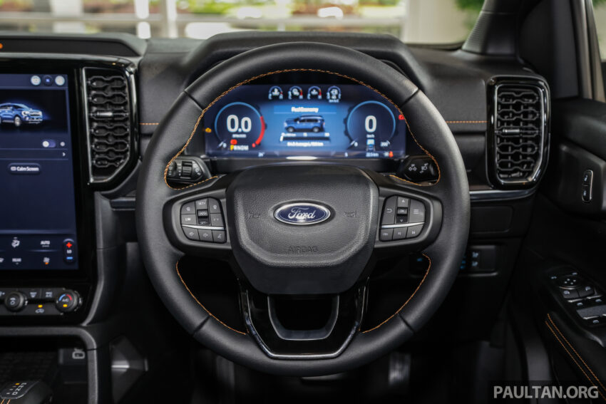 2023 Ford Everest Wildtrak 顶规版新车实拍, 要价33.9万 240395