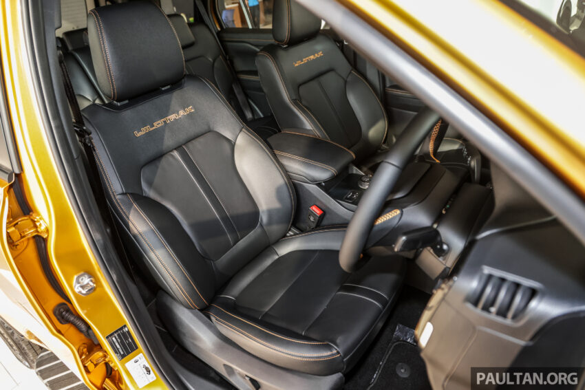 2023 Ford Everest Wildtrak 顶规版新车实拍, 要价33.9万 240439