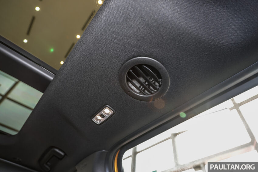 2023 Ford Everest Wildtrak 顶规版新车实拍, 要价33.9万 240455