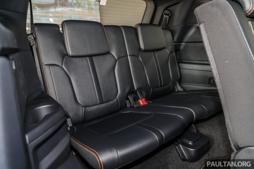 2023 Ford Everest Wildtrak 顶规版新车实拍, 要价33.9万 240456