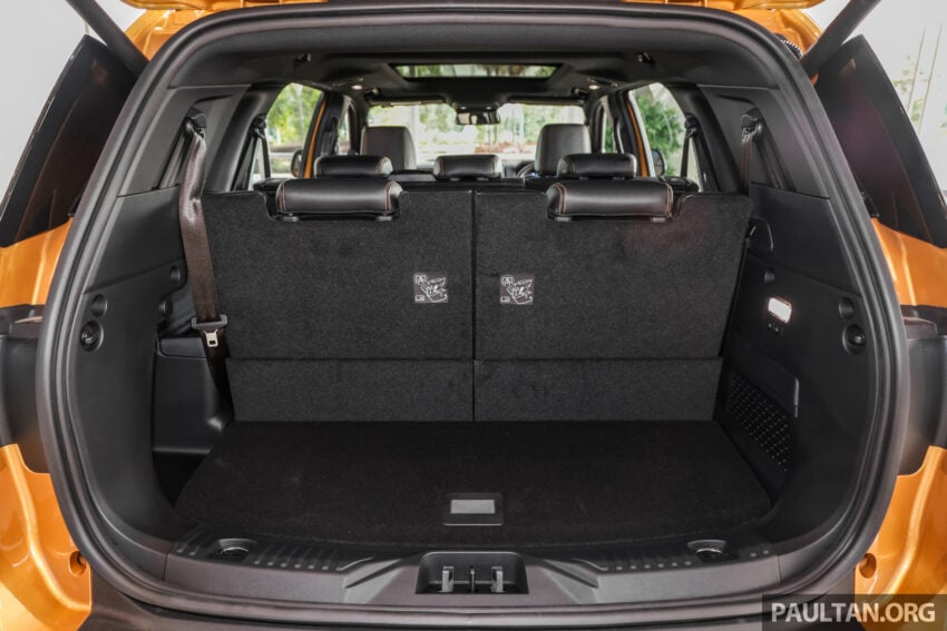 2023 Ford Everest Wildtrak 顶规版新车实拍, 要价33.9万 240459