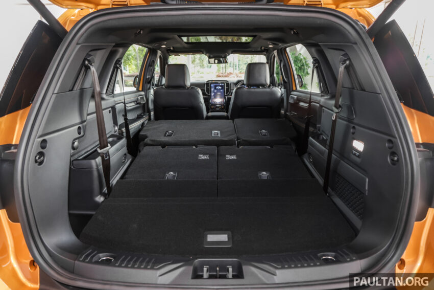 2023 Ford Everest Wildtrak 顶规版新车实拍, 要价33.9万 240461