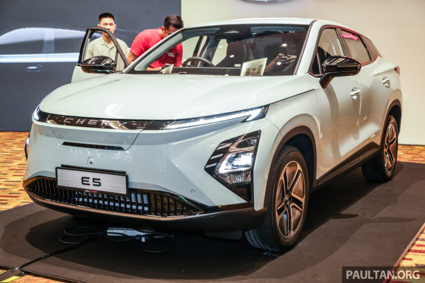 Chery Omoda E5 纯电SUV本地预览, 201马力340扭力, 续航里程430公里, 30分钟充电至80%, 或在明年3月本地发表 241226
