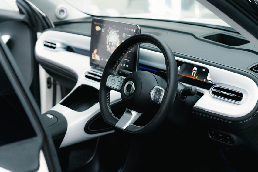 smart #1 EV本地正式发布, 分三个等级, 最快3.9秒破百, 续航里程最长440公里, 30分钟充电80%, 价格从RM189,000起 240622