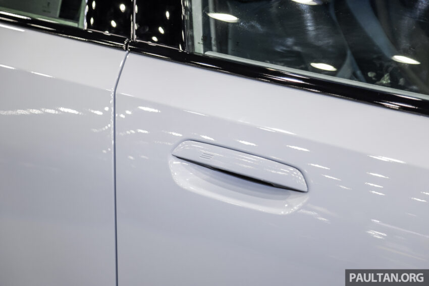 2024 BMW i5 eDrive40 纯电四门房车本地上市, 售价42万 238748