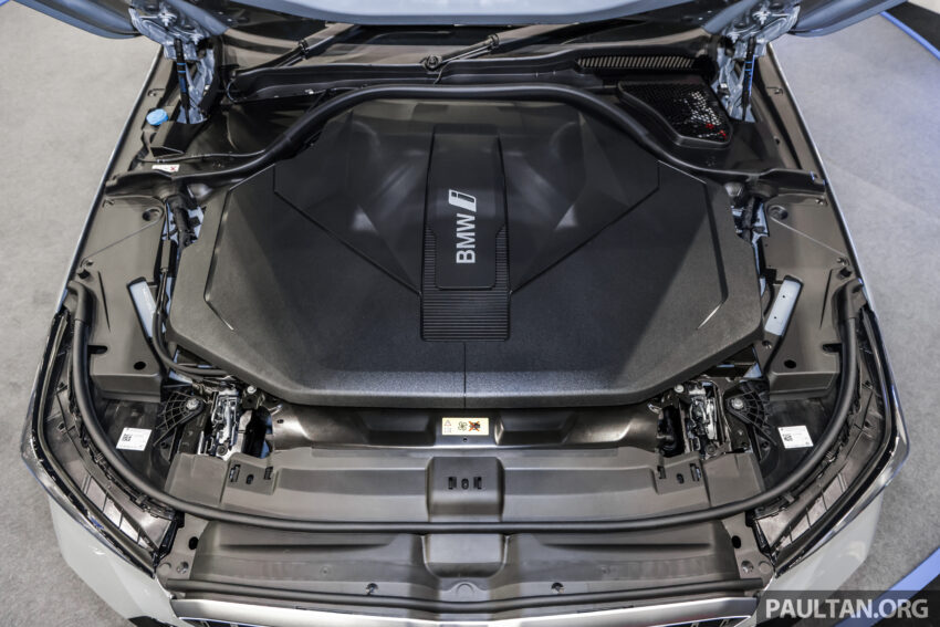 2024 BMW i5 eDrive40 纯电四门房车本地上市, 售价42万 238760