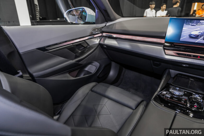 2024 BMW i5 eDrive40 纯电四门房车本地上市, 售价42万 238782
