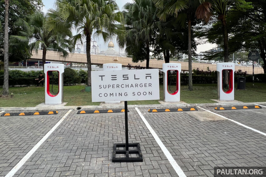 Sunway Pyramid Tesla 户外超级充电站启用, 拥有四个充电桩, 最高250kWh, RM1.25/kWh, 每分钟闲置收费RM4 238181