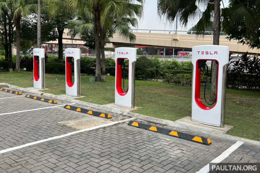 Sunway Pyramid Tesla 户外超级充电站启用, 拥有四个充电桩, 最高250kWh, RM1.25/kWh, 每分钟闲置收费RM4 238182