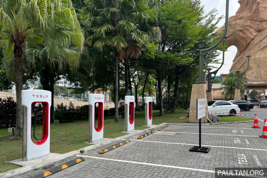 Sunway Pyramid Tesla 户外超级充电站启用, 拥有四个充电桩, 最高250kWh, RM1.25/kWh, 每分钟闲置收费RM4 238183