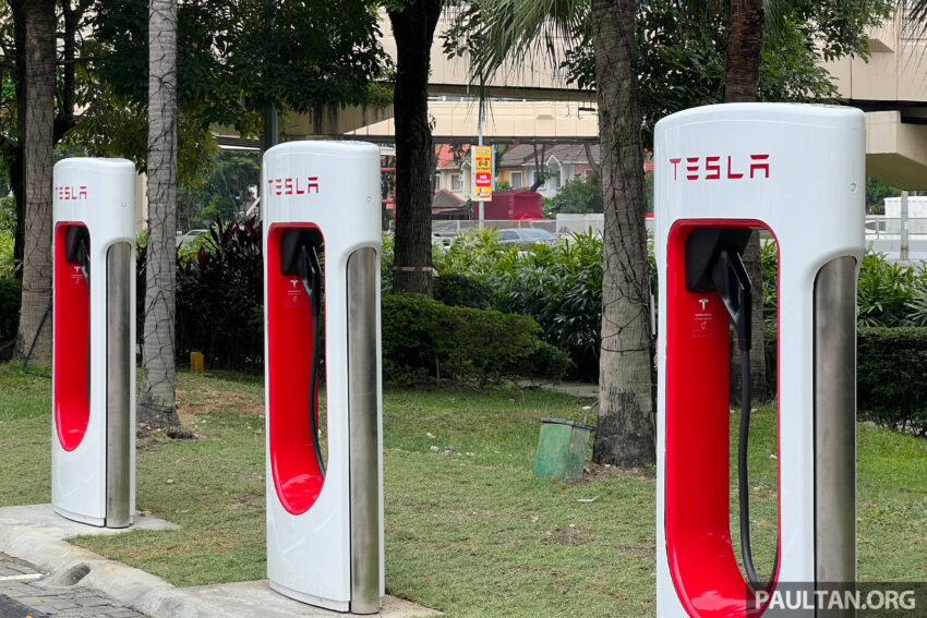 Sunway Pyramid Tesla 户外超级充电站启用, 拥有四个充电桩, 最高250kWh, RM1.25/kWh, 每分钟闲置收费RM4 238186