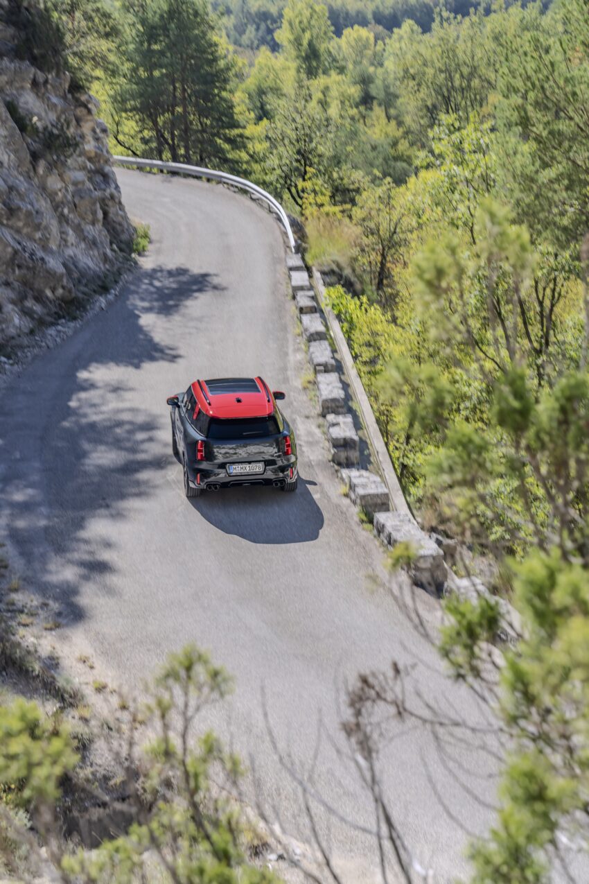 2024 MINI Countryman John Cooper Works 性能版大改款发布, 引擎经强化, 317匹马力, 5.4秒破百, 极速250km/h 239744