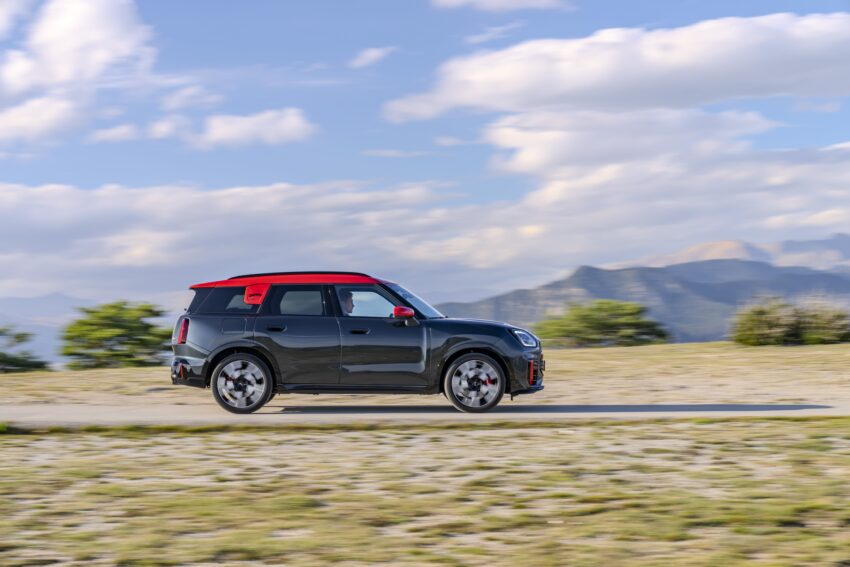 2024 MINI Countryman John Cooper Works 性能版大改款发布, 引擎经强化, 317匹马力, 5.4秒破百, 极速250km/h 239747