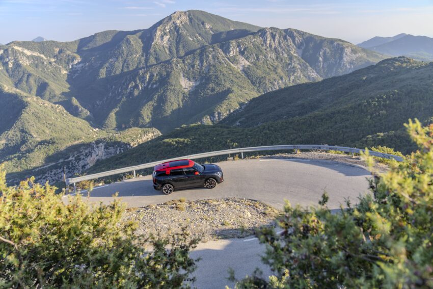2024 MINI Countryman John Cooper Works 性能版大改款发布, 引擎经强化, 317匹马力, 5.4秒破百, 极速250km/h 239749