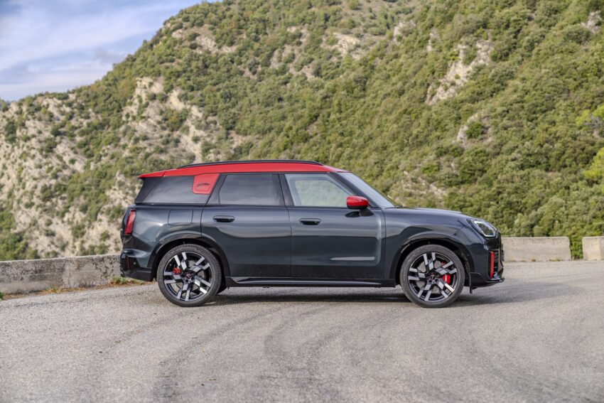 2024 MINI Countryman John Cooper Works 性能版大改款发布, 引擎经强化, 317匹马力, 5.4秒破百, 极速250km/h 239770